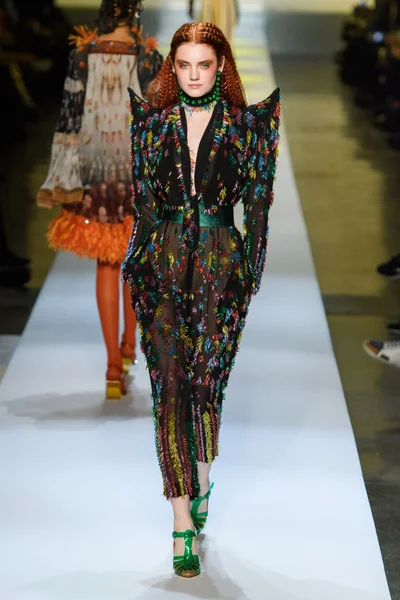 Look 35